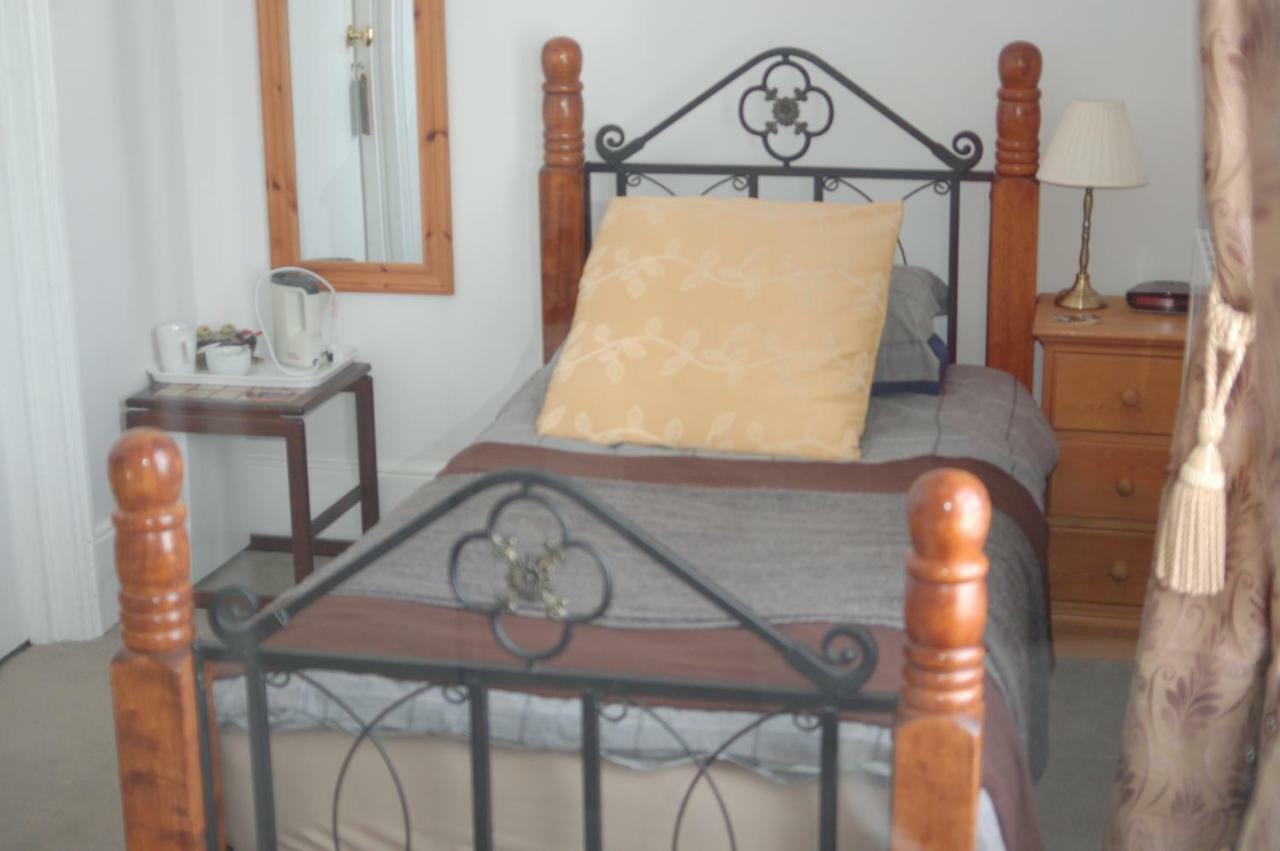 Knights Rest Bed & Breakfast Shanklin Exterior photo